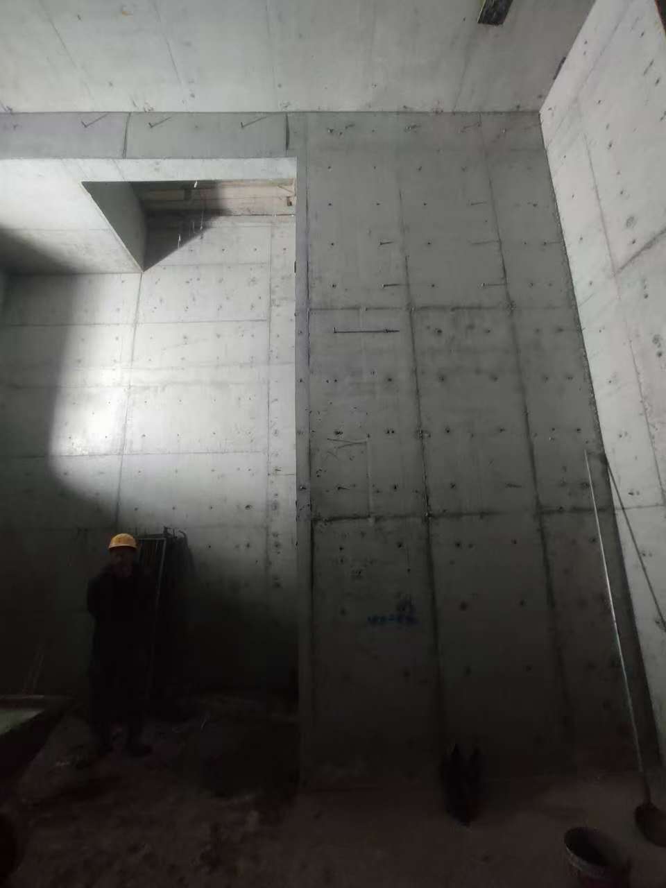 咸宁墙上开槽钢筋断了有影响吗